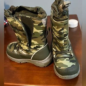 Camo Lands End toddler winter boots